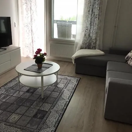 Upea Kaksio, Keskustorin Laidalla Lejlighed